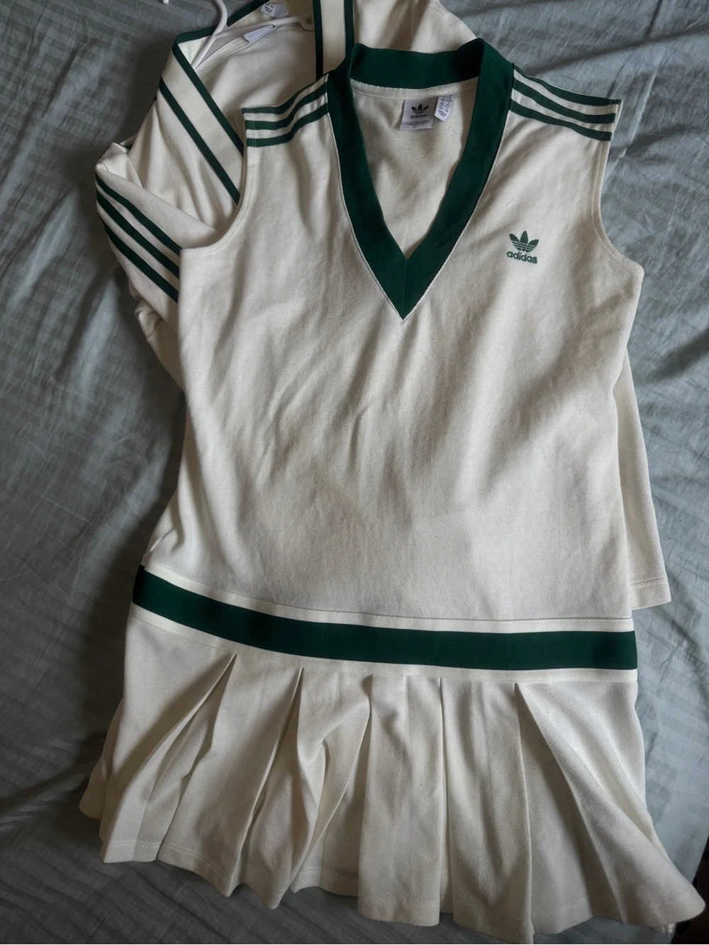 SET of Adidas tennis Luxe Cardigan + Dress off white S/M - Picture 9 of 12